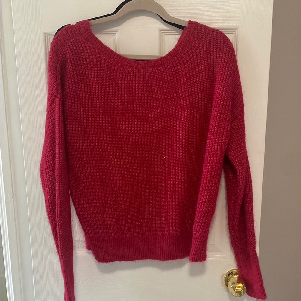 Vibrant Revisible V-Neck Sweater with Ribbed Texture - Picture 2 of 2
